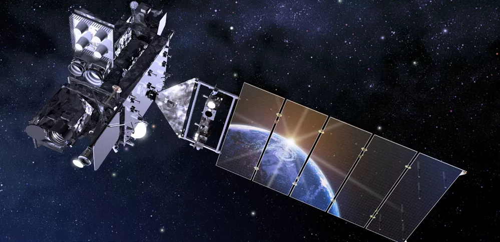 GOES-R with earth reflected in its solar panels